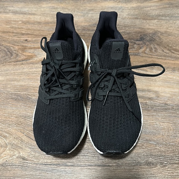 Adidas Women’s Ultraboost sneaker - Picture 2 of 6